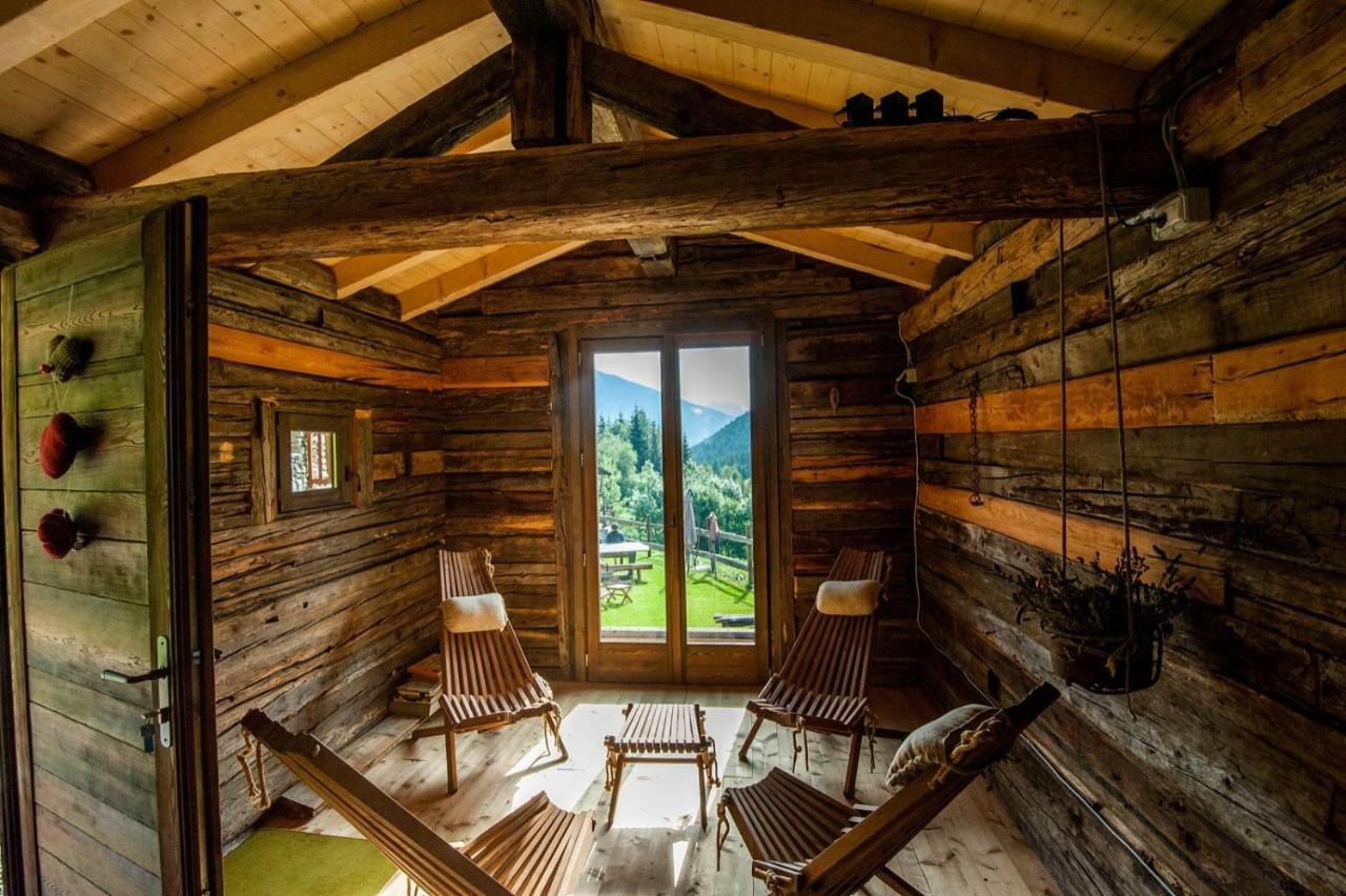 Bed and Breakfast Nuit A Pleiney Saint-Rhemy-En-Bosses Esterno foto